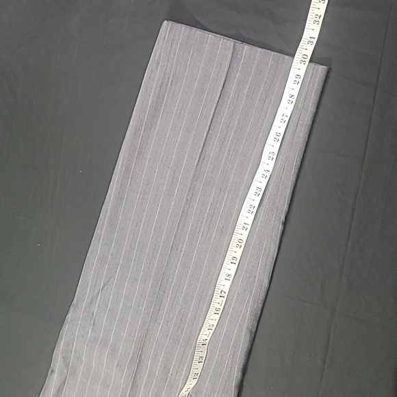 Henry Grethel Men's Virgin Wool 2 Button Suit, Coat 40 Reg Coat, Pants 42 x 30 - Picture 15 of 16